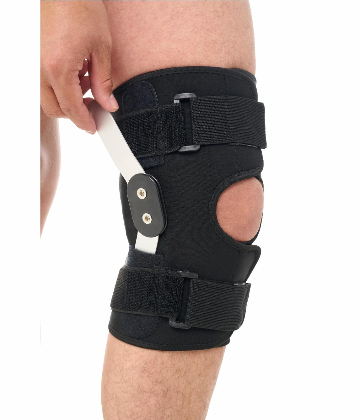 Повязка медицинская из неопрена для фиксации коленного сустава (шарнирная)